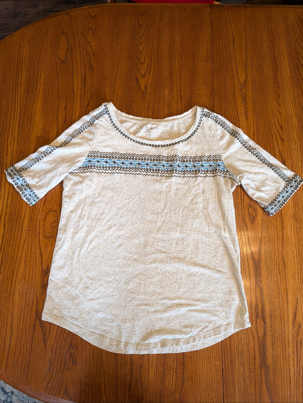LOFT Oatmeal Heather Tribal Trim Top - Size Medium
